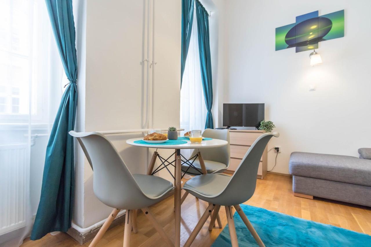 Adele'S Apartment Close To Danube And Fashion Street บูดาเปสต์ ภายนอก รูปภาพ