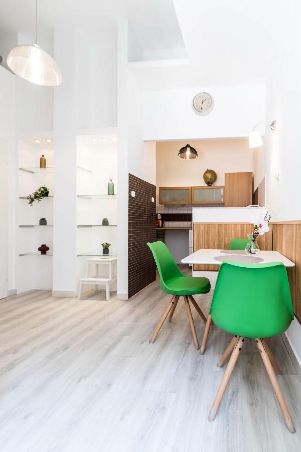 Adele'S Apartment Close To Danube And Fashion Street บูดาเปสต์ ภายนอก รูปภาพ